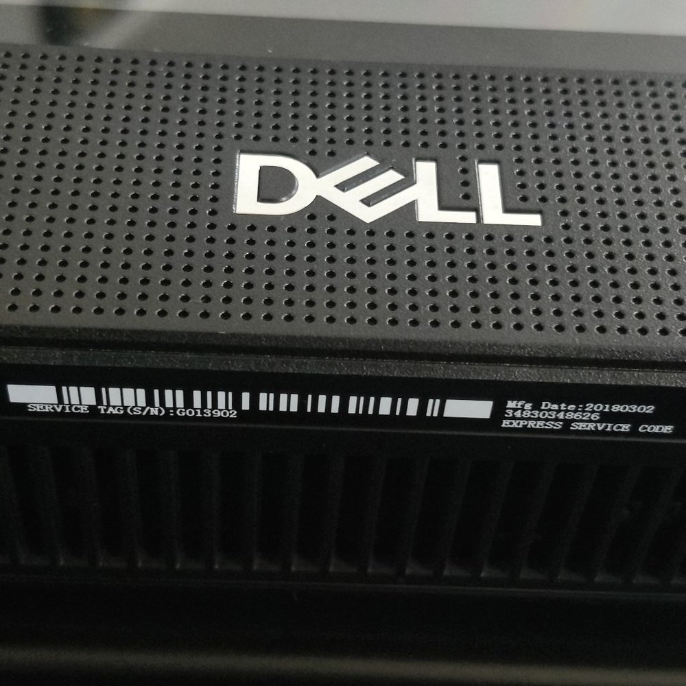 2009 Dell desk top computer